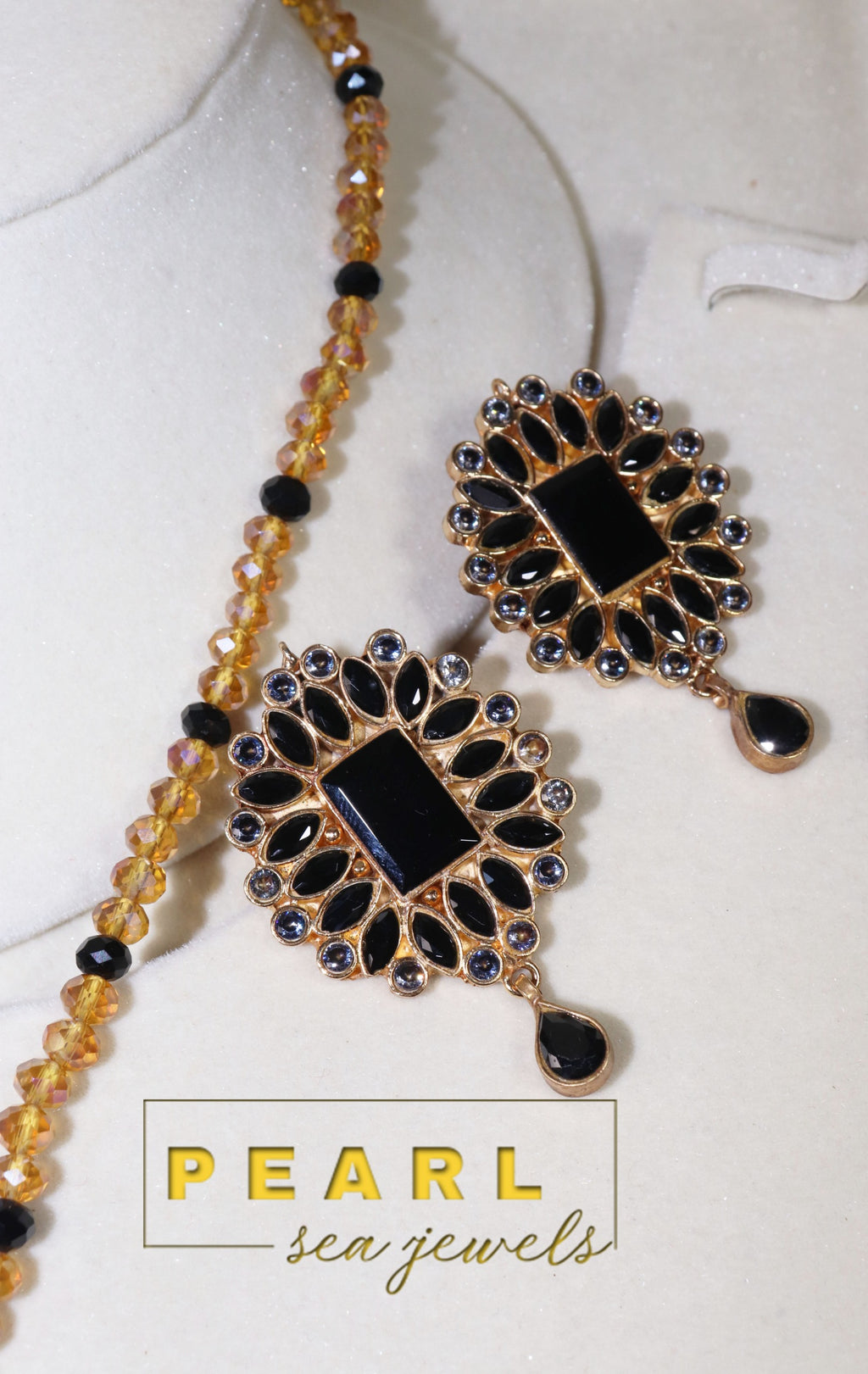 Noir Radiance Pendant Set
