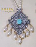 Feruzi Pearl Pendant Set